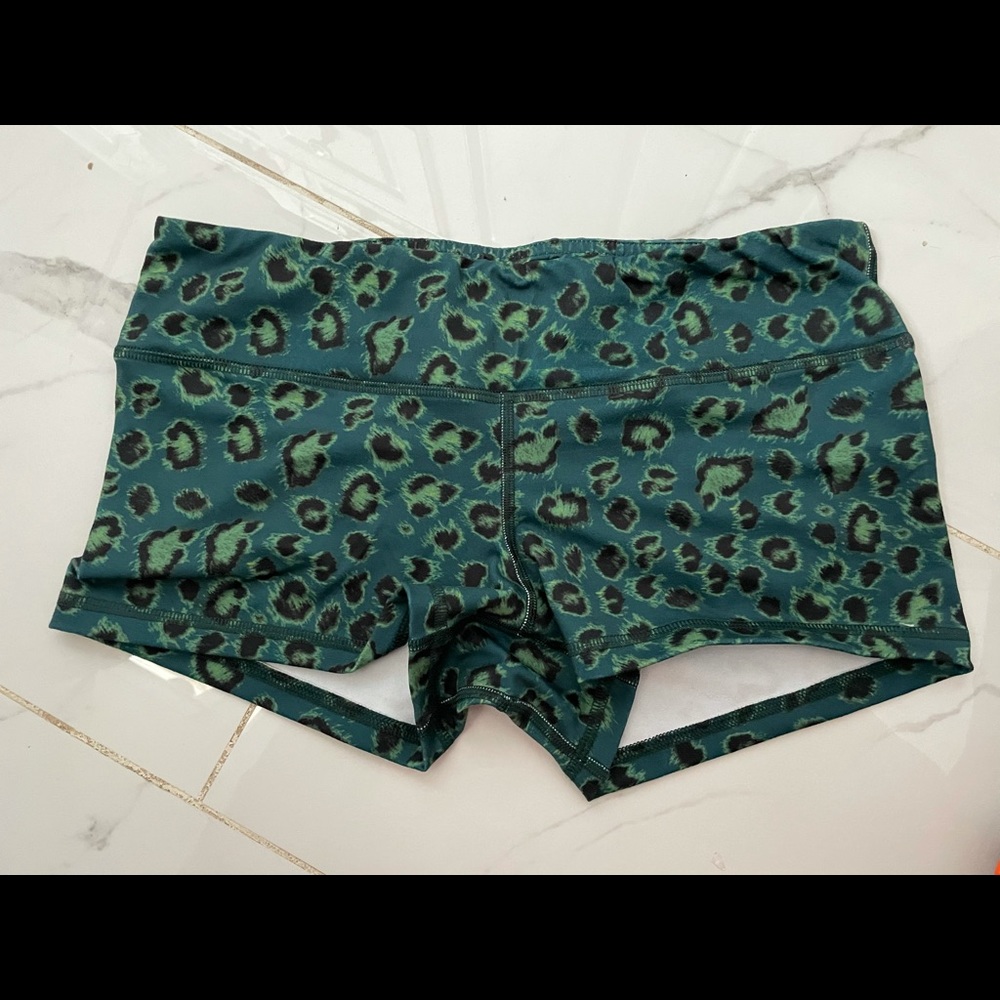 FLEO Night Leopard